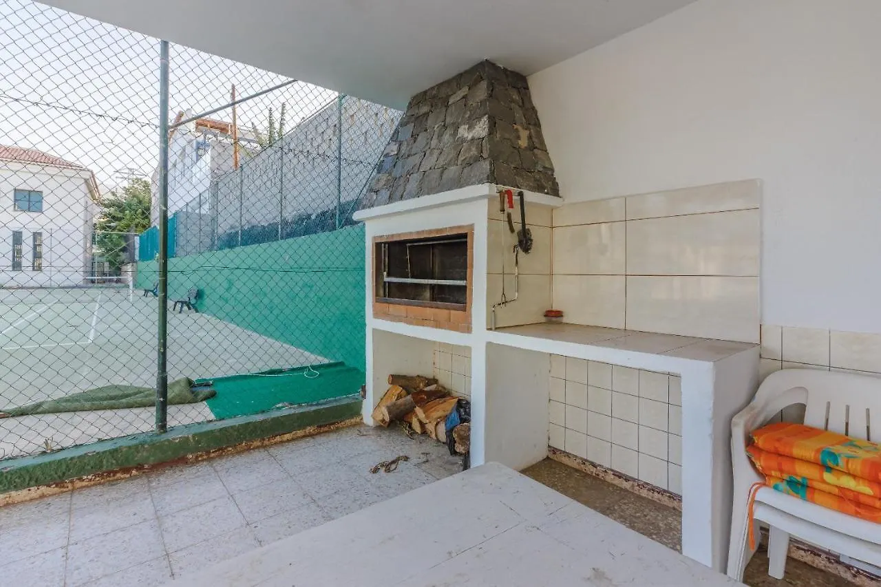 Apartamento Arenas Negras Playa La Arena Puerto de Santiago  España
